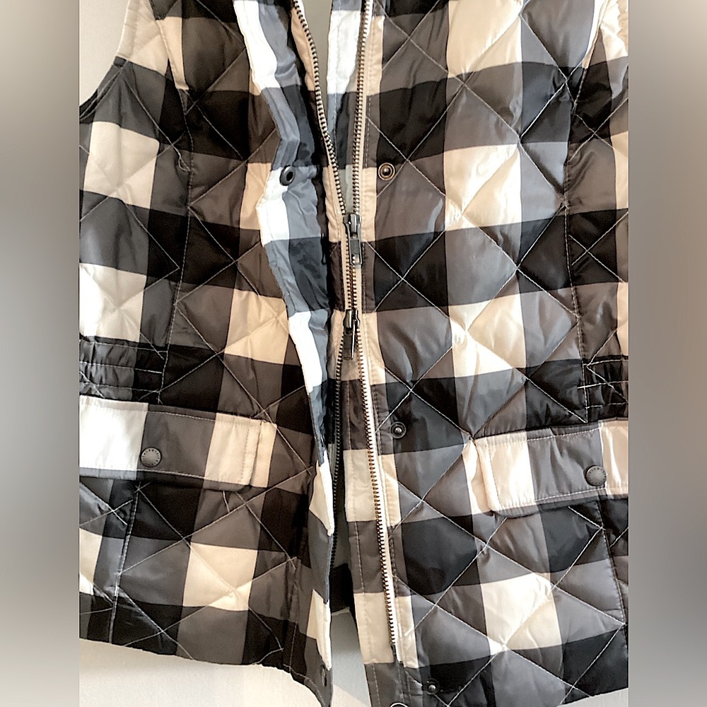 New Talbots Down Quilted Vest Black Grey White Large Buffalo Plaid Puffer XS - Picture 11 of 16